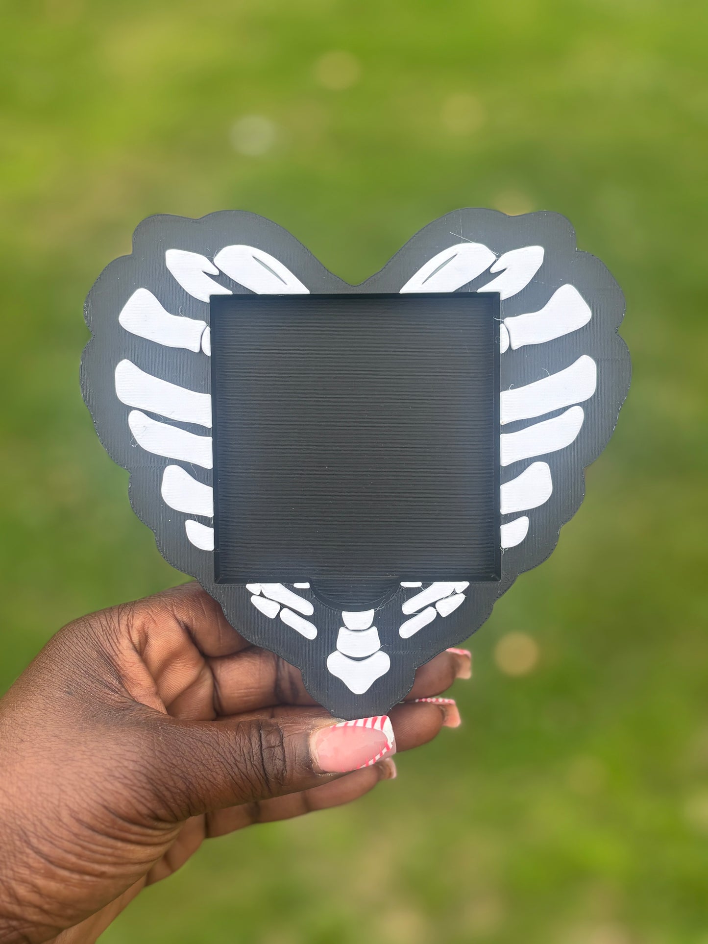 Rib Cage Heart Sticky Note Holder