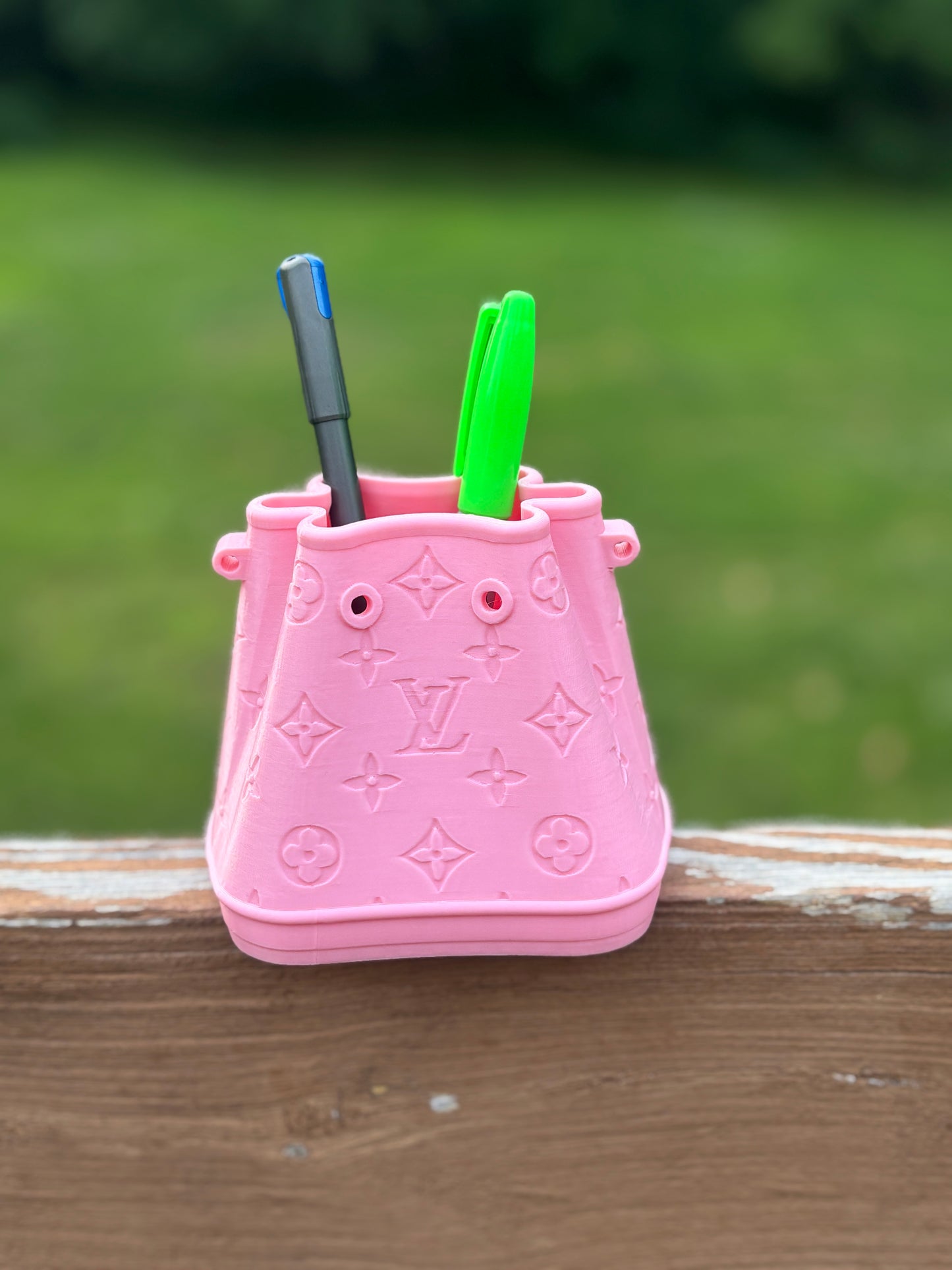 Designer Pen Holder